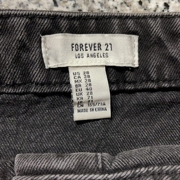 BNWT FOREVER 21 Denim Collection Skirt. - Picture 3 of 3